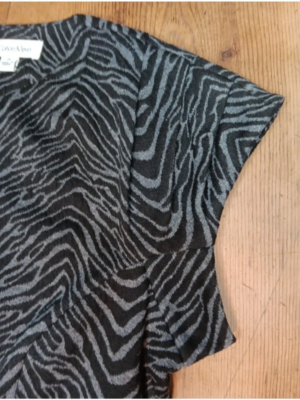 Calvin Klein Womens 10 Sheath Sweater Dress Belted Gray Zebra Fall Office Knit